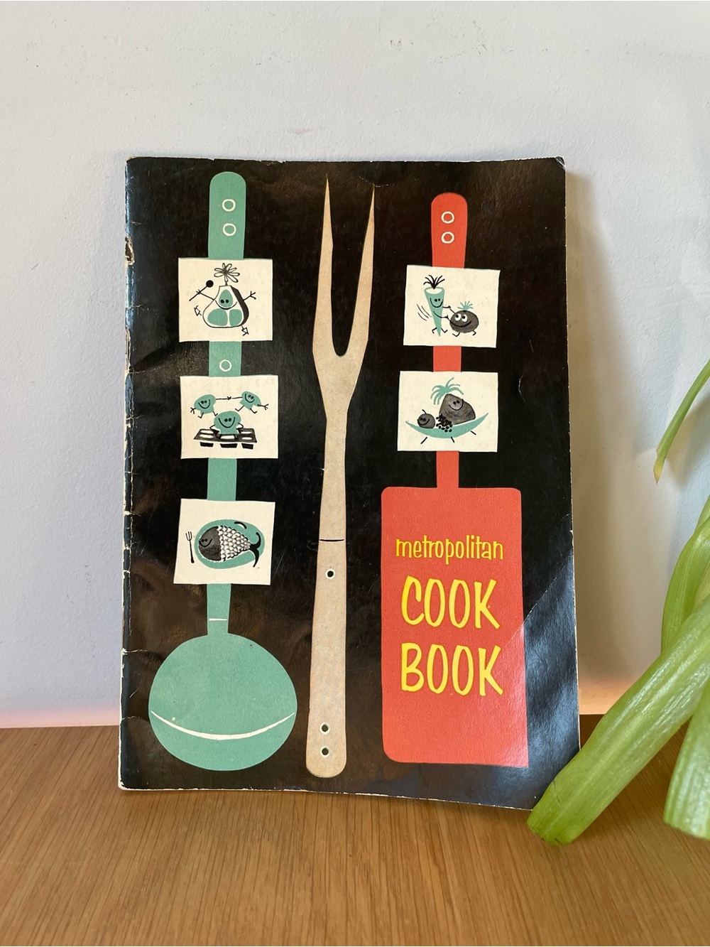 Vintage 1954 Metropolitan Cook Book Mid-Century Modern Retro Graphic Cover